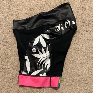 Tri shorts - Betty Designs